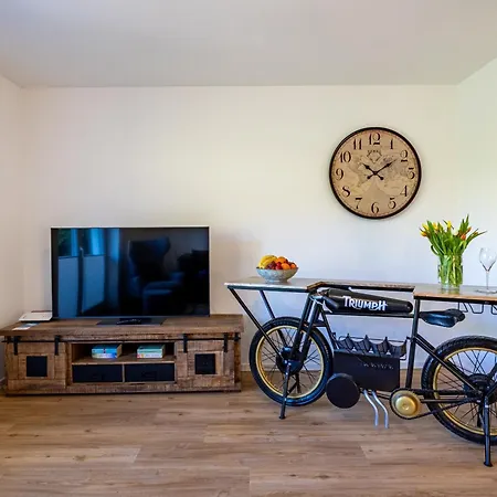 Haus Grande Familienidyll Am Feriehus Neubrandenburg